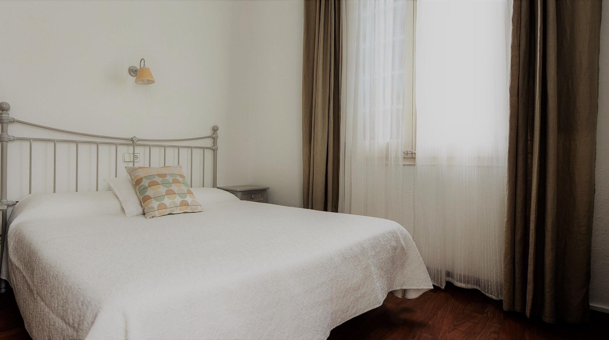 Hotel Capri Sitges Bagian luar foto