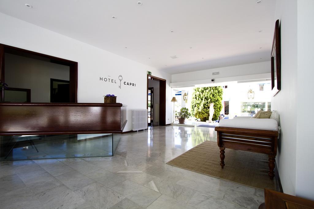 Hotel Capri Sitges Bagian luar foto