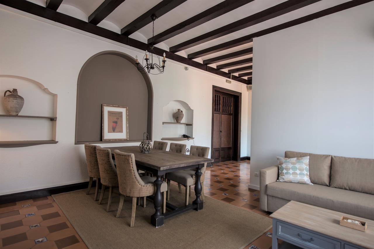 Hotel Capri Sitges Bagian luar foto