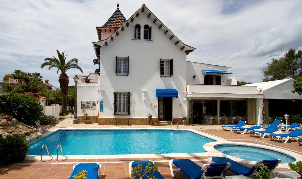 Hotel Capri Sitges Bagian luar foto