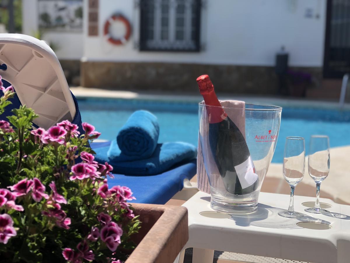 Hotel Capri Sitges Bagian luar foto