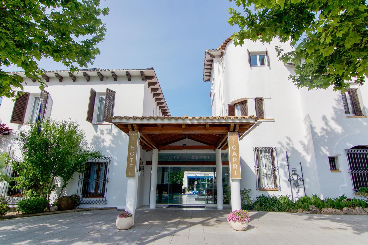 Hotel Capri Sitges Bagian luar foto