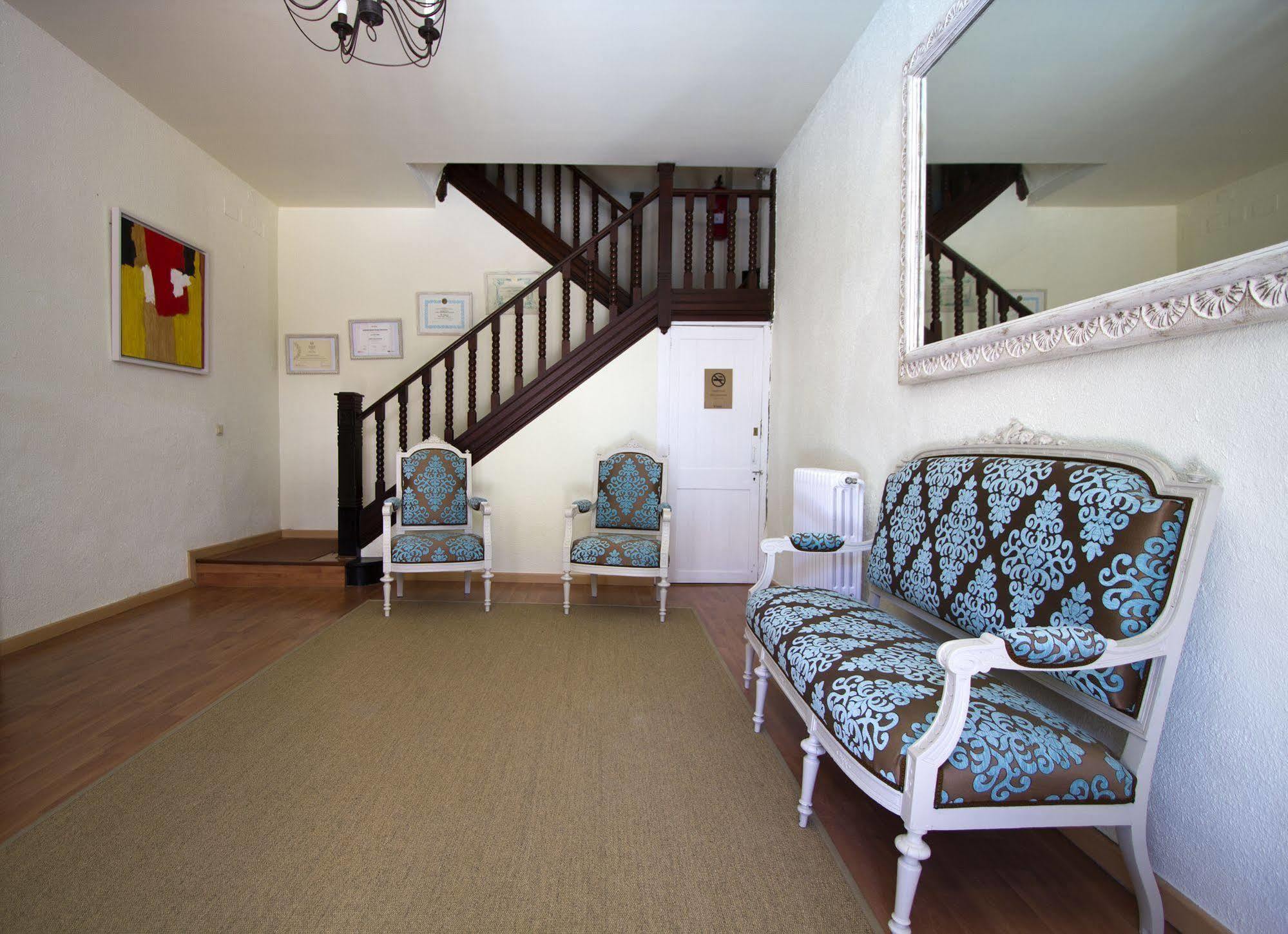 Hotel Capri Sitges Bagian luar foto