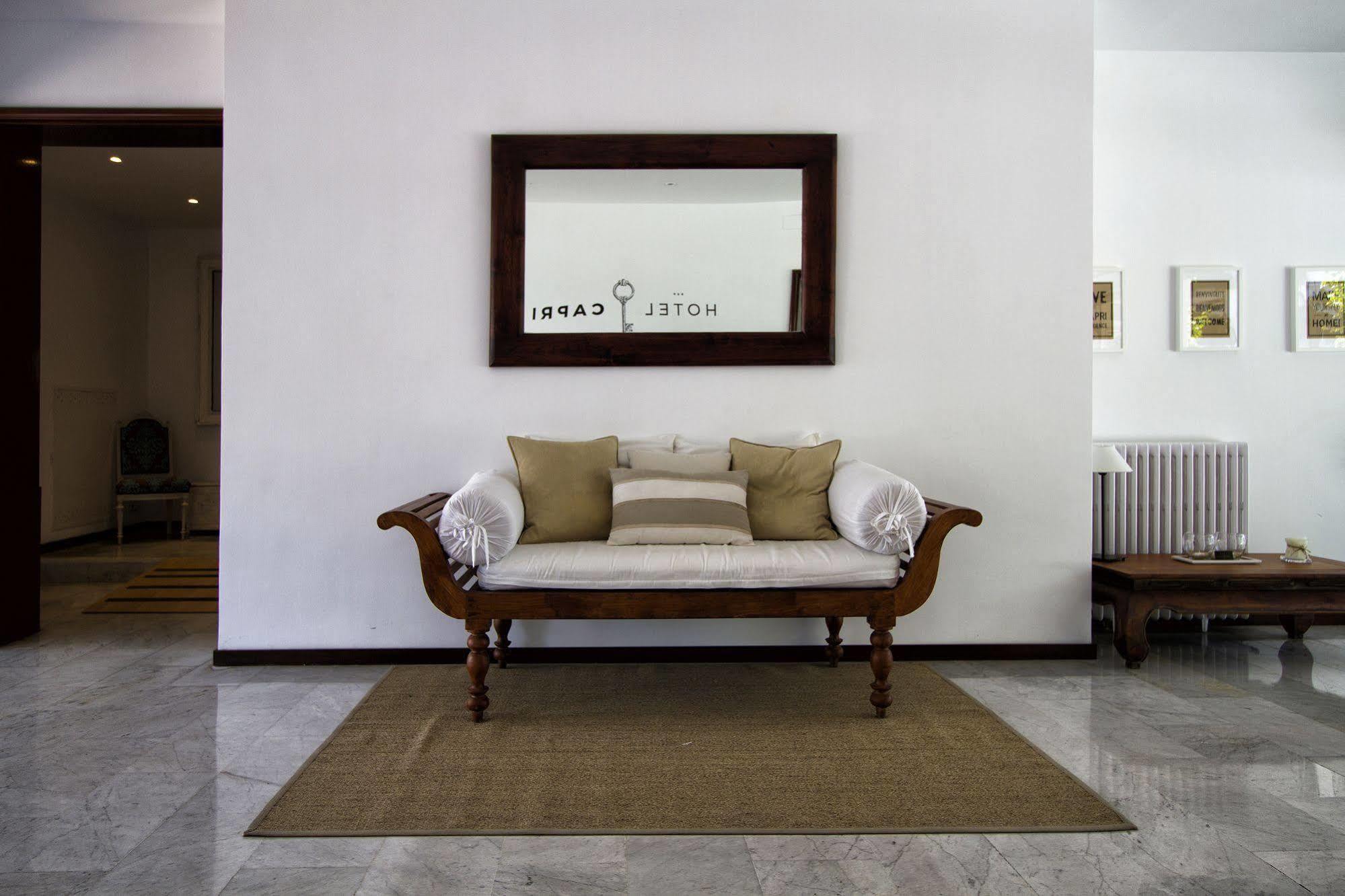 Hotel Capri Sitges Bagian luar foto